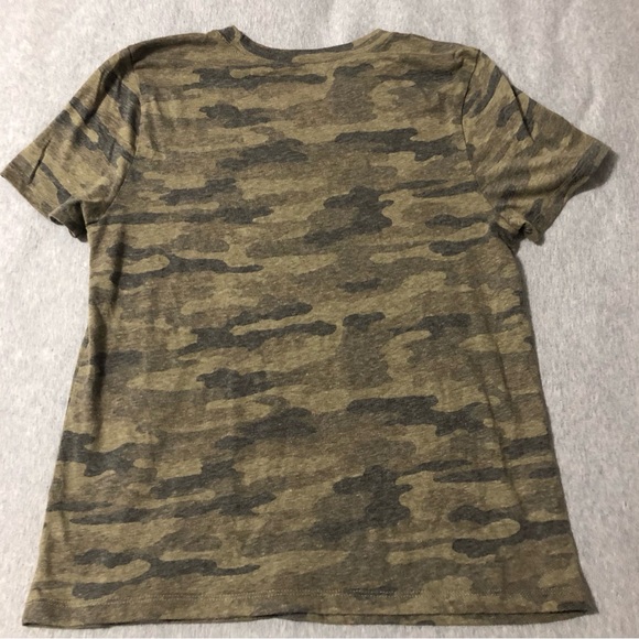 Lucky Brand Medium Camo Tee - Picture 4 of 4